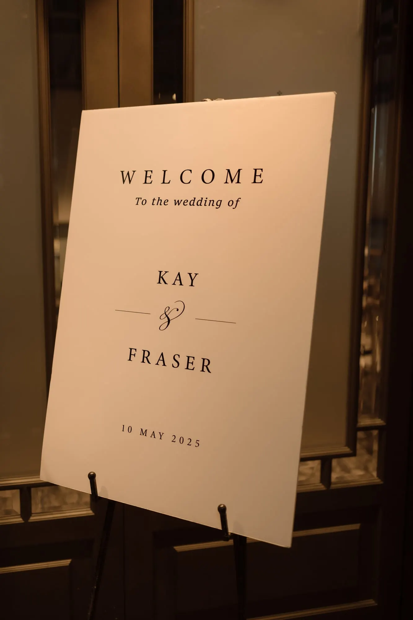 Ivory welcome sign for the wedding of Kay and Fraser